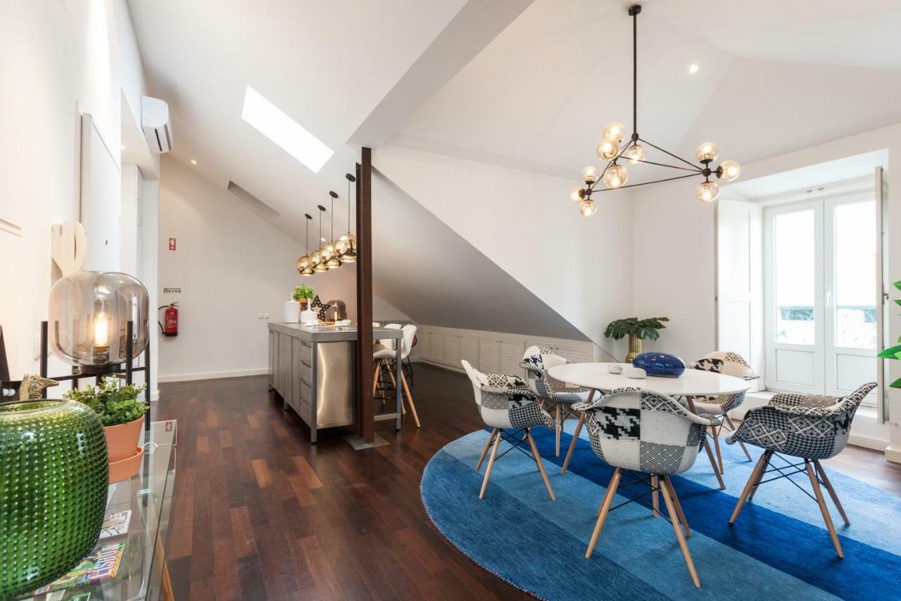 Appartamento Explore Vibrant From A Designer Loft At Casa Da Barroca Lisbona
